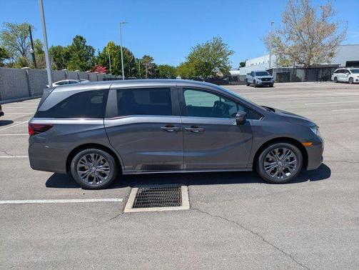 Modern Steel Metallic 2026 Honda Odyssey Touring