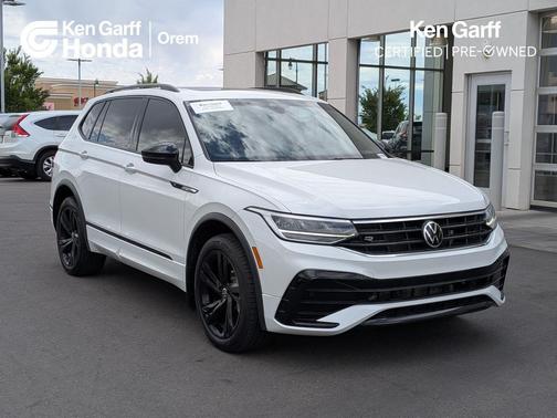 Opal White Pearl 2023 Volkswagen Tiguan 2.0T SE R-Line Black 4MOTION