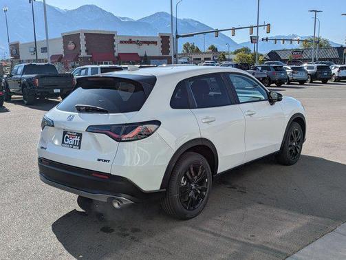 Platinum White Pearl 2026 Honda HR-V AWD Sport