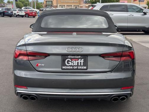 Daytona Gray Pearl 2018 Audi S5 3.0T Prestige