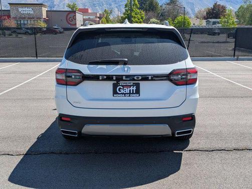 Platinum White Pearl 2026 Honda Pilot EX-L