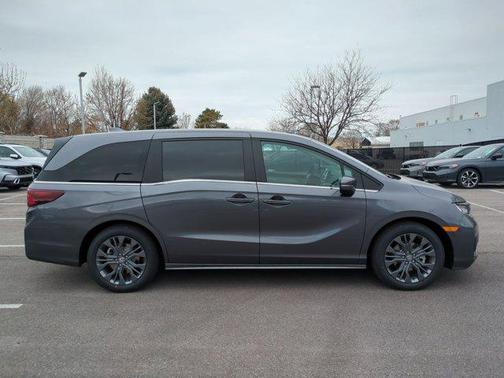 Modern Steel Metallic 2026 Honda Odyssey Touring
