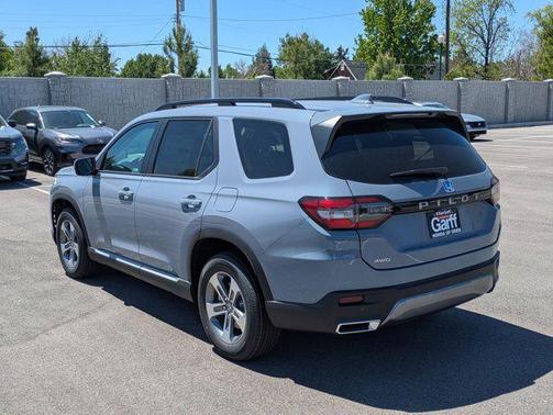 Sonic Gray Pearl 2026 Honda Pilot EX-L