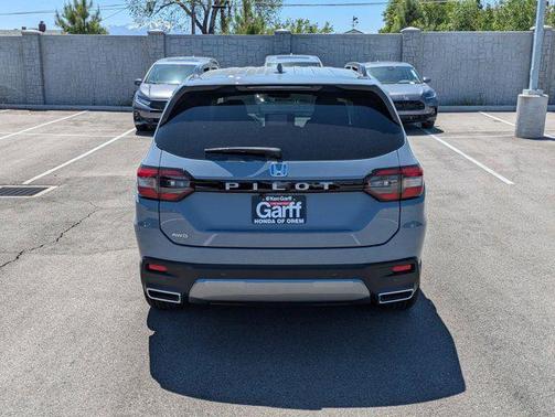 Sonic Gray Pearl 2026 Honda Pilot EX-L