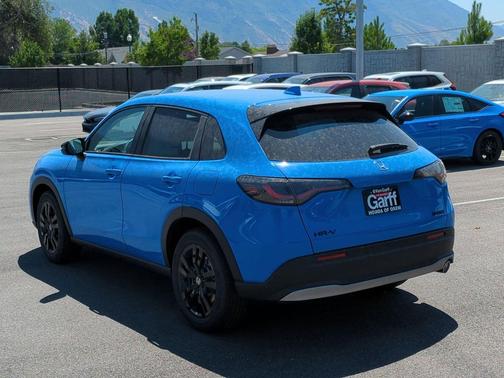 Boost Blue Pearl 2027 Honda HR-V Sport