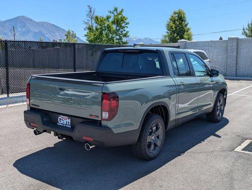 Ash Green Metallic 2026 Honda Ridgeline TrailSport