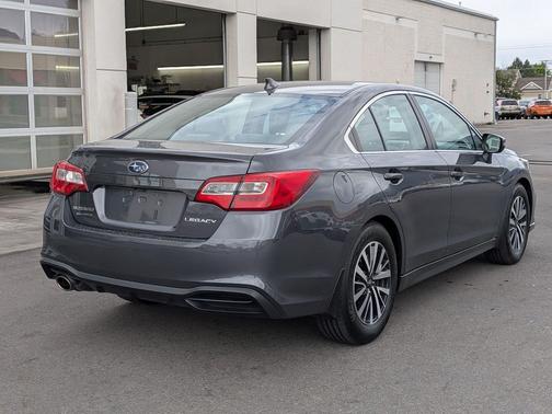 Magnetite Gray Metallic 2018 Subaru Legacy Premium
