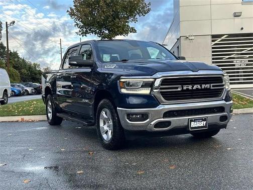 2019 RAM 1500 Big Horn/Lone Star Crew Cab 4x4 57' Box