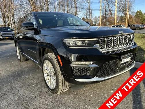 2022 Jeep Grand Cherokee Summit 4x4