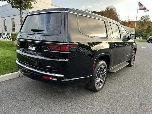 2024 Jeep Wagoneer L Series II 4x4