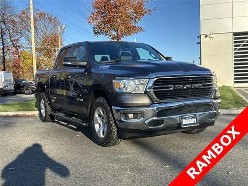 2021 RAM 1500 Big Horn Crew Cab 4x4 57' Box
