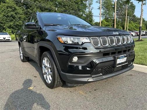 2022 Jeep Compass Latitude Lux 4x4
