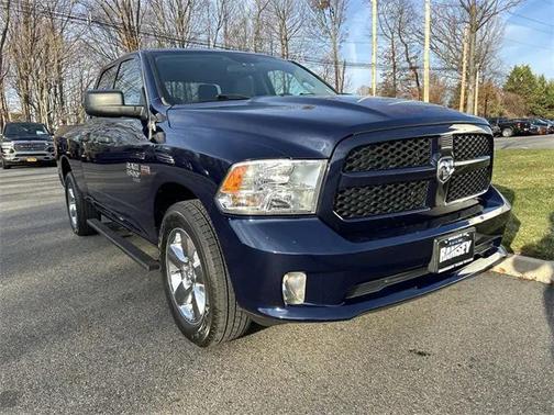 2019 RAM 1500 Classic Express Quad Cab 4x4 64' Box