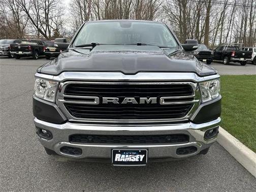 2020 RAM 1500 Big Horn Quad Cab 4x4 64' Box