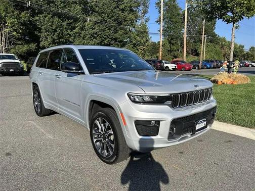 2022 Jeep Grand Cherokee L Overland 4x4
