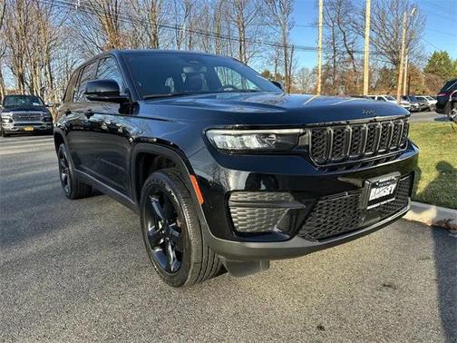 2023 Jeep Grand Cherokee Altitude 4x4