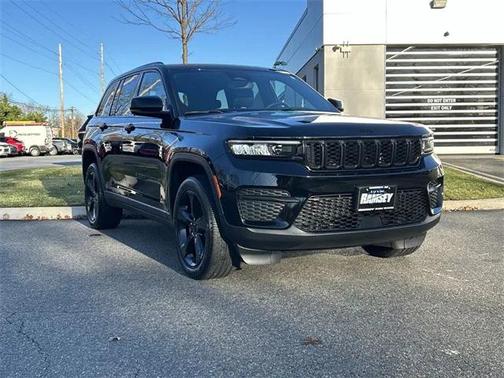 2023 Jeep Grand Cherokee Altitude 4x4