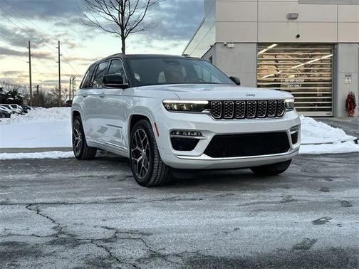 2025 Jeep Grand Cherokee Summit Reserve 4x4