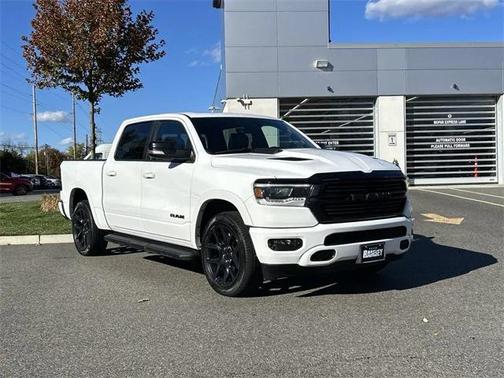2022 RAM 1500 Laramie Crew Cab 4x4 57' Box