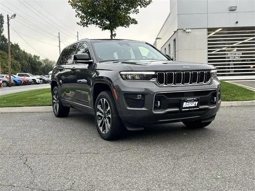2022 Jeep Grand Cherokee Overland 4x4
