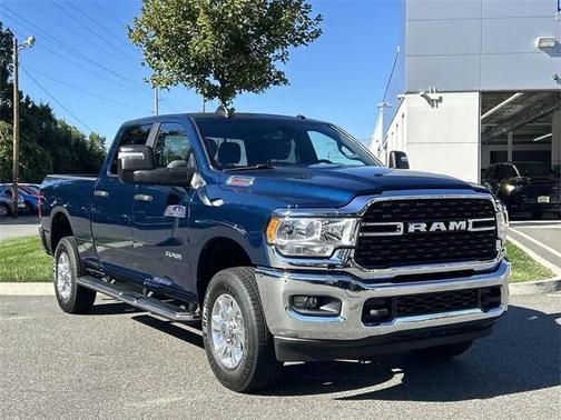 2024 RAM 2500 Big Horn Crew Cab 4x4 64' Box