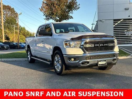 2021 RAM 1500 Big Horn Crew Cab 4x4 64' Box