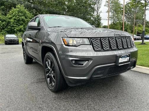2021 Jeep Grand Cherokee Laredo X 4x4