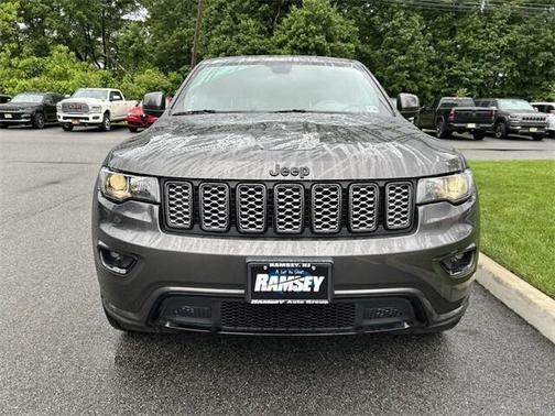 2021 Jeep Grand Cherokee Laredo X 4x4