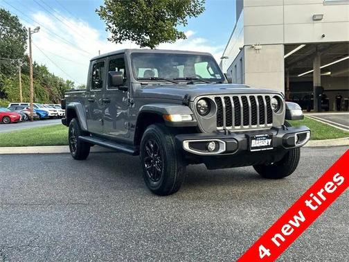 2021 Jeep Gladiator Sport S 4x4