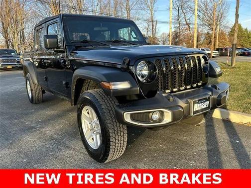 2023 Jeep Gladiator Sport S 4x4