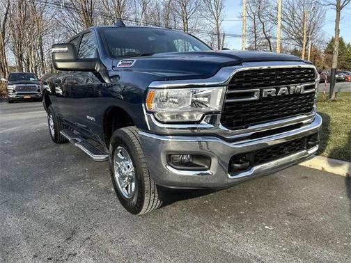 2024 RAM 2500 Big Horn Crew Cab 4x4 64' Box