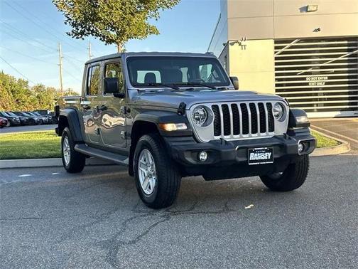 2020 Jeep Gladiator Sport S 4X4