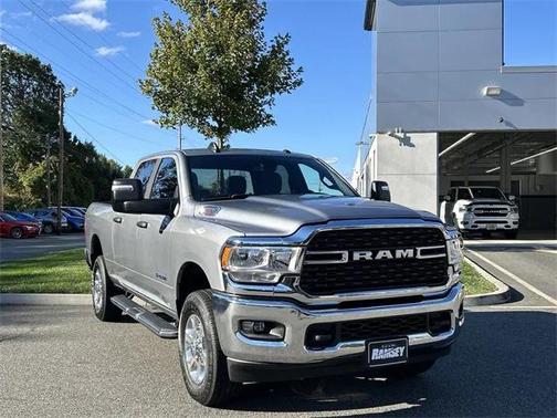 2024 RAM 2500 Big Horn Crew Cab 4x4 64' Box