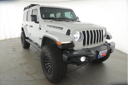 2020 Jeep Wrangler Unlimited Sahara Altitude 4X4