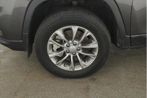 2021 Jeep Cherokee Latitude Lux 4X4