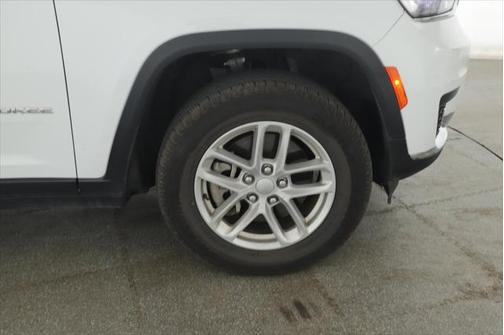 2023 Jeep Grand Cherokee L Laredo 4x4