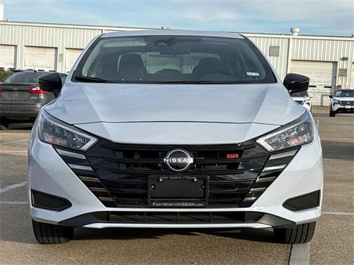 2024 Nissan Versa 1.6 SR