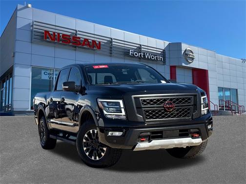 2024 Nissan Titan PRO-4X