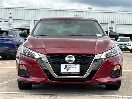 2022 Nissan Altima 2.5 SR