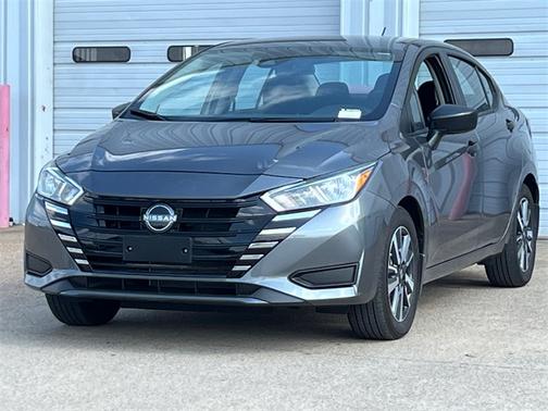 2024 Nissan Versa 1.6 S