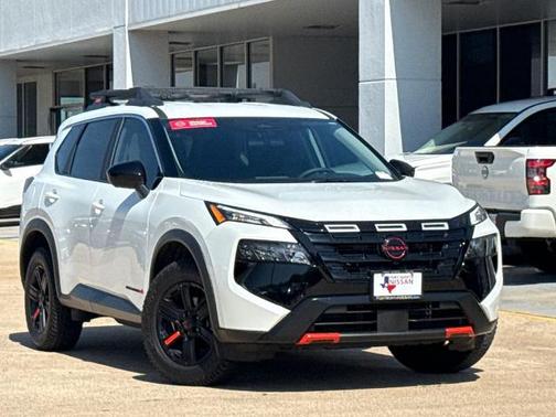 Pearl 2025 Nissan Rogue Rock Creek