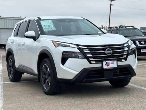 Everest White P 2026 Nissan Rogue SV