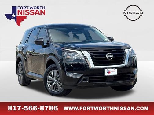 2024 Nissan Pathfinder S
