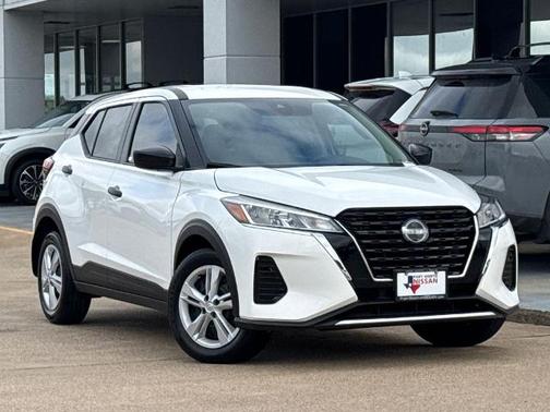 Fresh Powder 2024 Nissan Kicks S