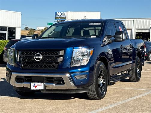 2024 Nissan Titan SV