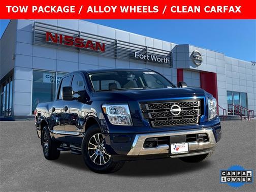 2024 Nissan Titan SV
