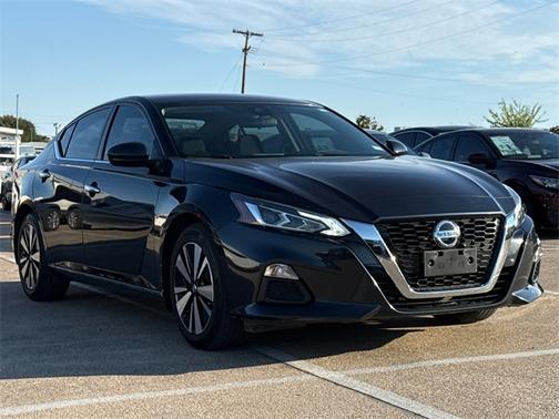 2021 Nissan Altima 2.5 SV
