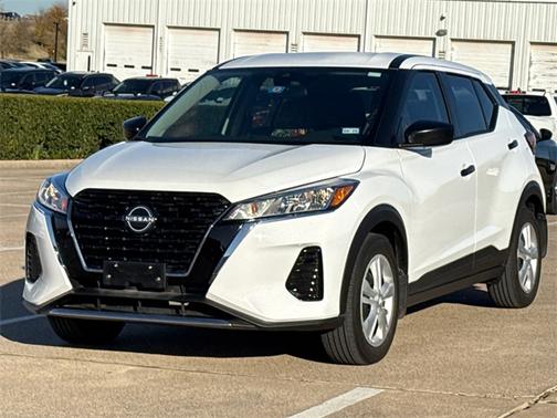 2023 Nissan Kicks S