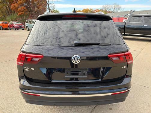 2018 Volkswagen Tiguan 2.0T SEL