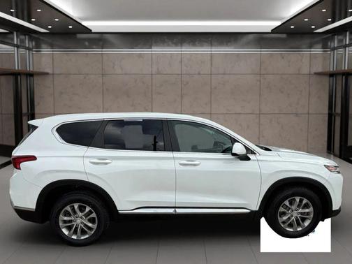 2019 Hyundai SANTA FE SE 2.4